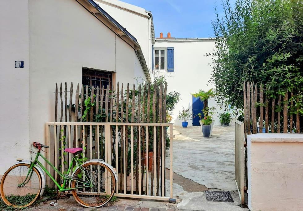 Le Studio D'En O, Au Coeur De La Haute Ville De Pornic. Exterior foto